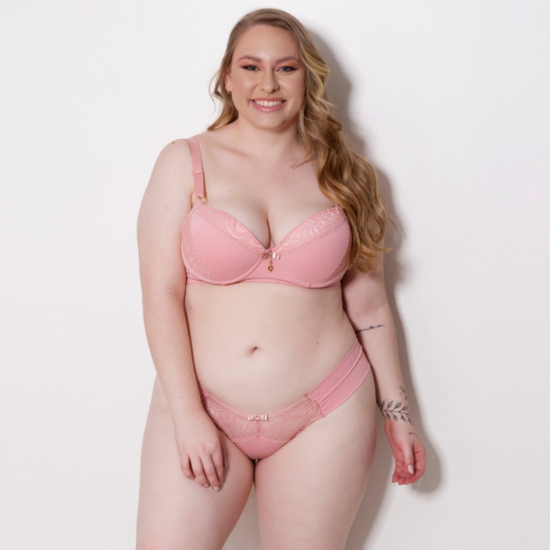 Conjunto Plus Size Com Bojo e Renda
