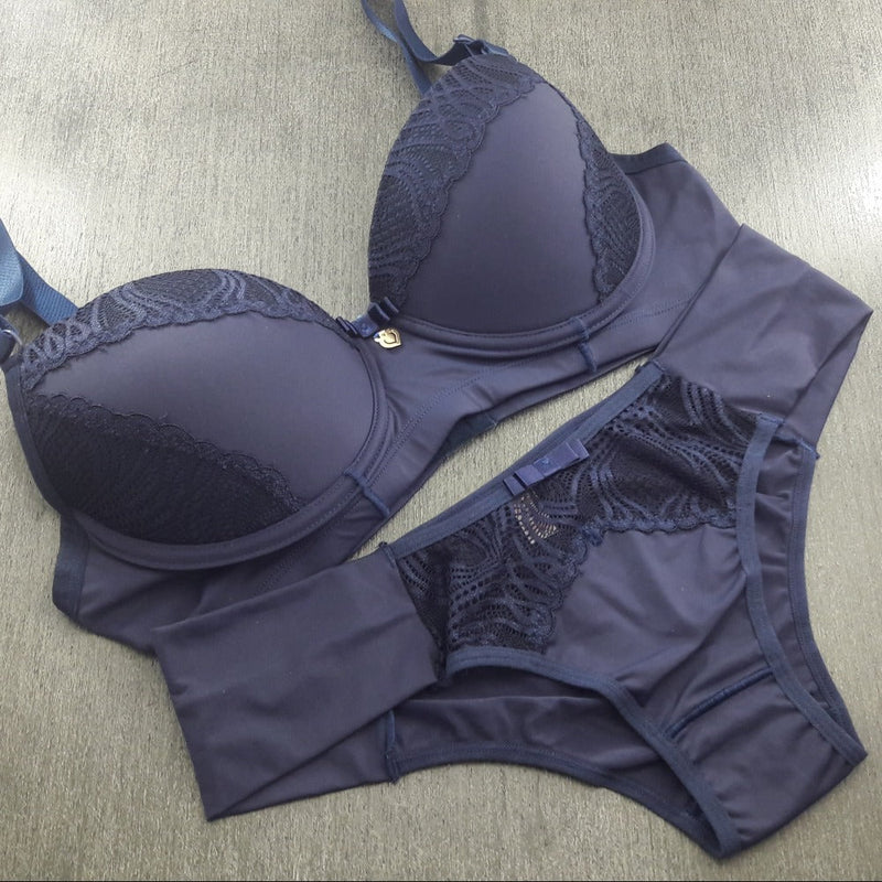 Conjunto Plus Size Com Bojo e Renda
