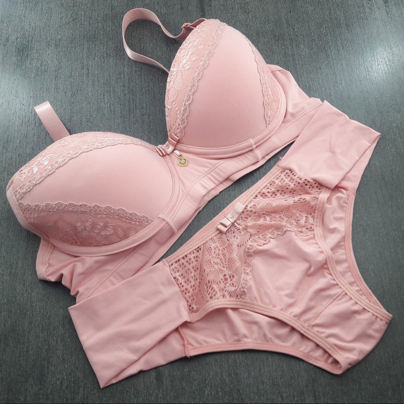 Conjunto Plus Size Com Bojo e Renda